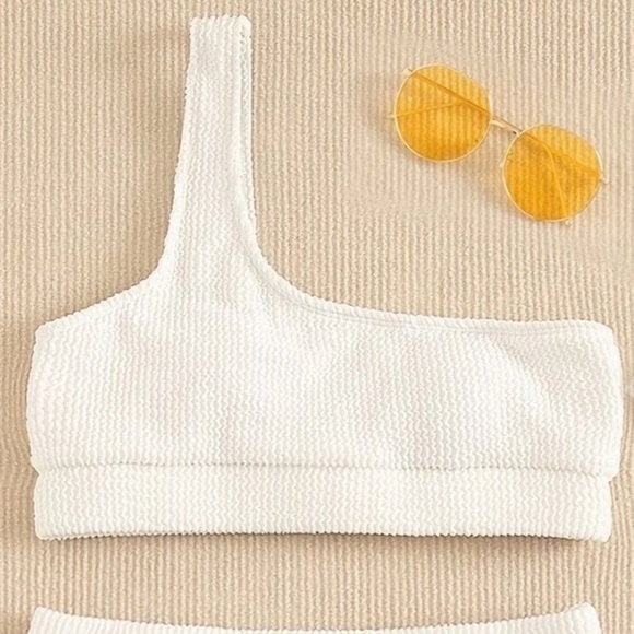 One Shoulder High Waisted Bikini - Picture 2 of 9